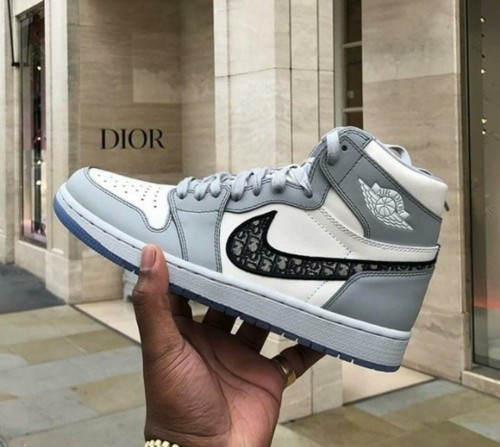 Jordan Retro 1 Dior For Girls With Extra Lace – Brand Shoe Factory